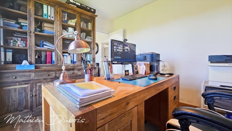 Maison - 204 m² - 7 pièces