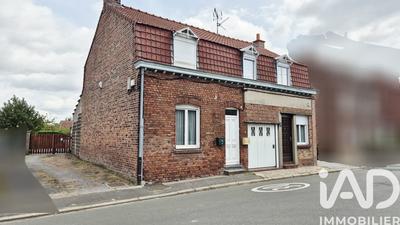 Maison - 135 m² - 6 pièces