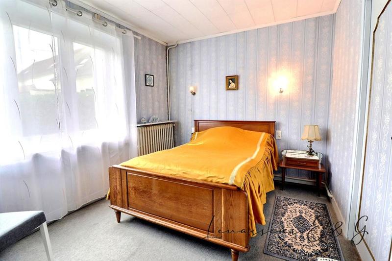 Maison - 185 m² - 7 pièces