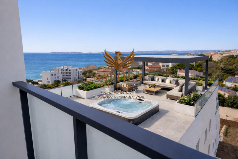 Appartement - 99 m² - 4 pièces