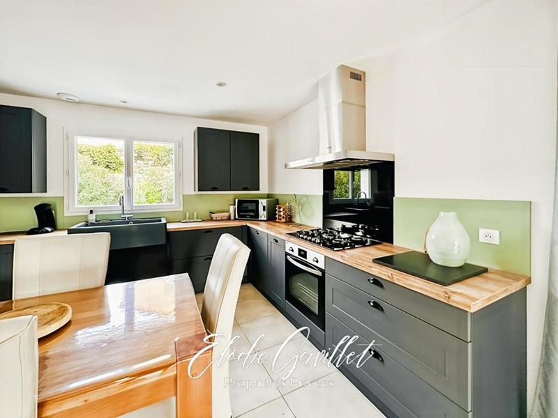 Maison - 87 m² - 4 pièces