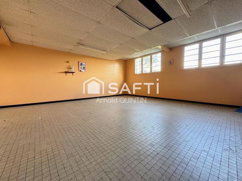 Local commercial - 2 020 m² - 6 pièces