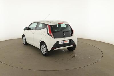 Toyota Aygo 1.0 Vvt-i X-Play 5p 69 ch