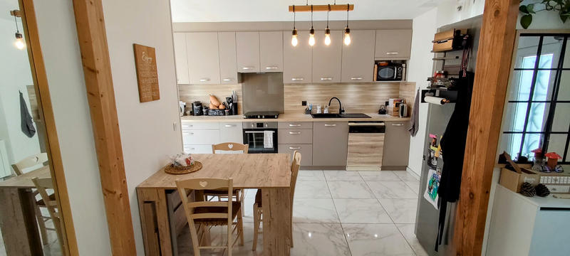 Maison - 79 m² - 4 pièces