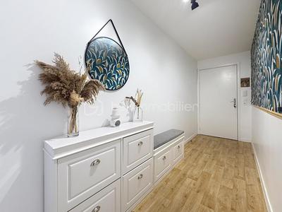 Appartement - 84 m² - 4 pièces