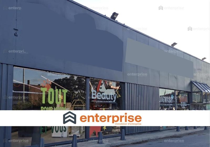 Local commercial - 720 m²