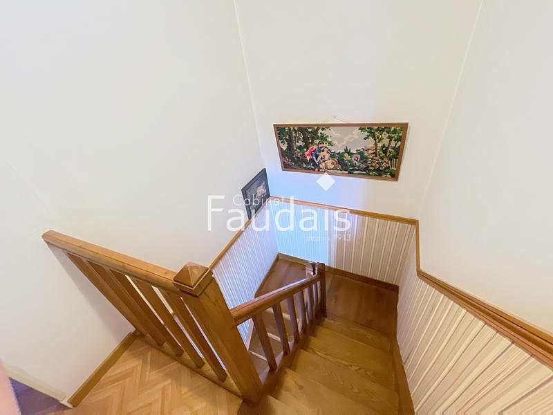 Maison - 128 m² - 8 pièces