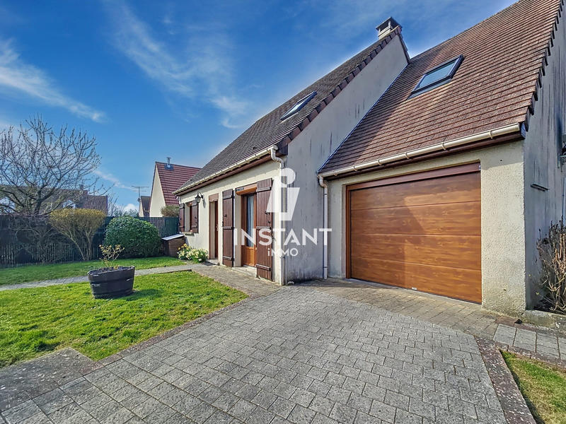 Maison - 104 m² - 5 pièces