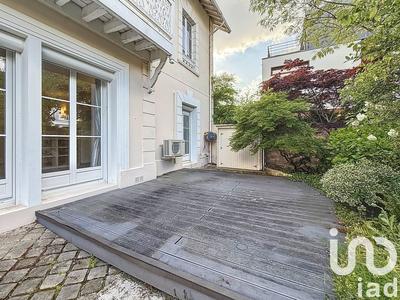 Appartement - 95 m² - 4 pièces