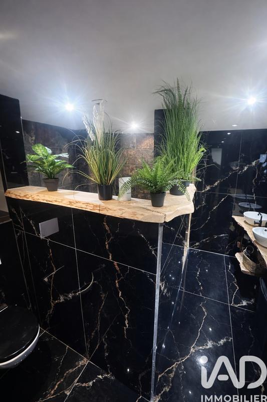 Appartement - 93 m² - 4 pièces