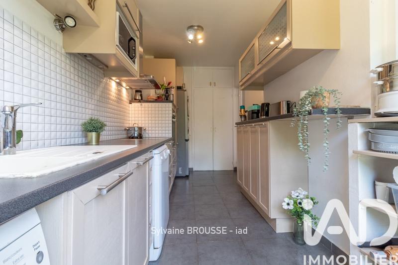 Appartement - 90 m² - 5 pièces