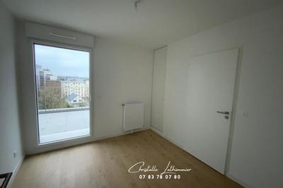 Appartement - 102 m² - 4 pièces