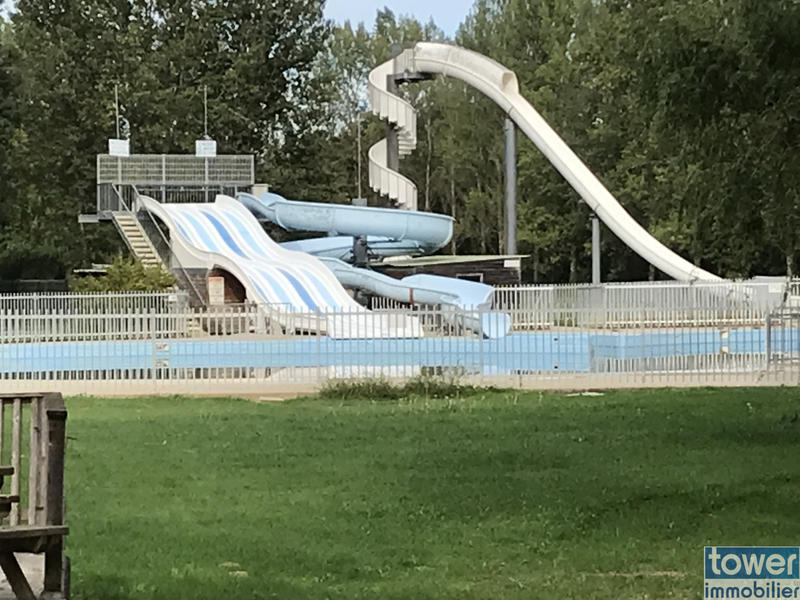 Propriété - 199 m² - 6 pièces