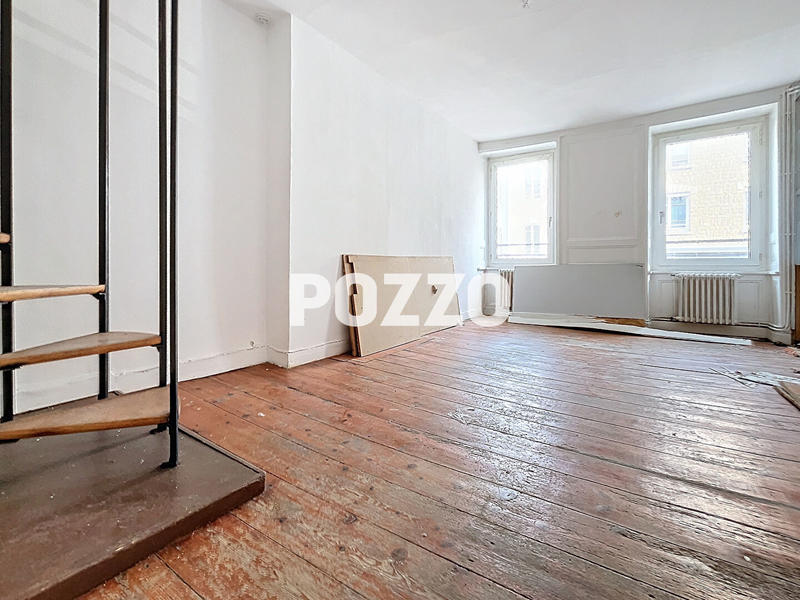 Maison - 104 m² - 4 pièces