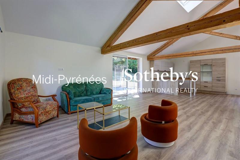 Maison de maîtres - 350 m² - 7 pièces