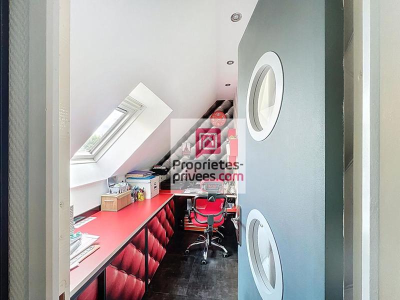 Maison - 167 m² - 7 pièces