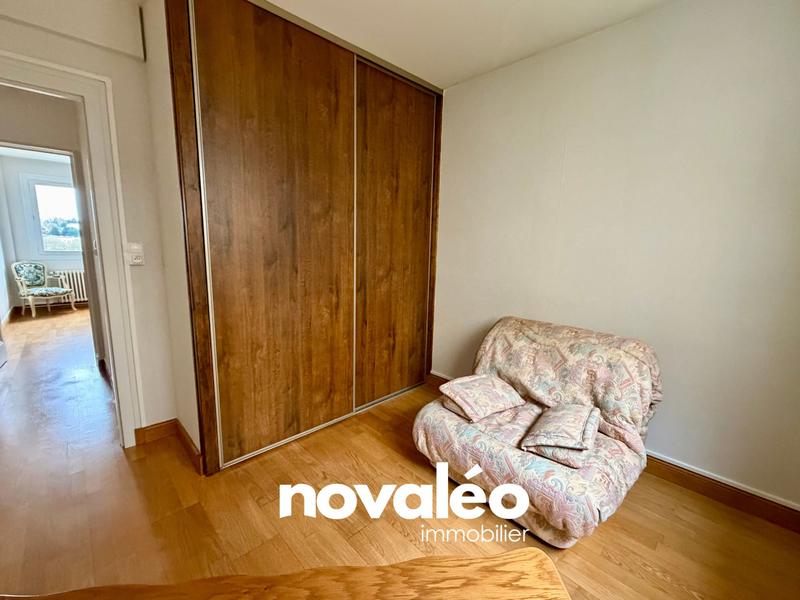 Appartement - 93 m² - 4 pièces