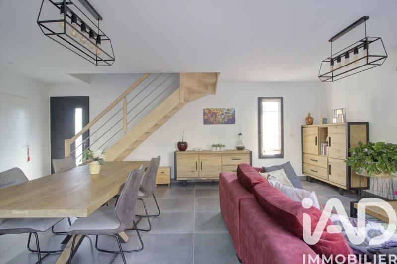Maison - 87 m² - 4 pièces