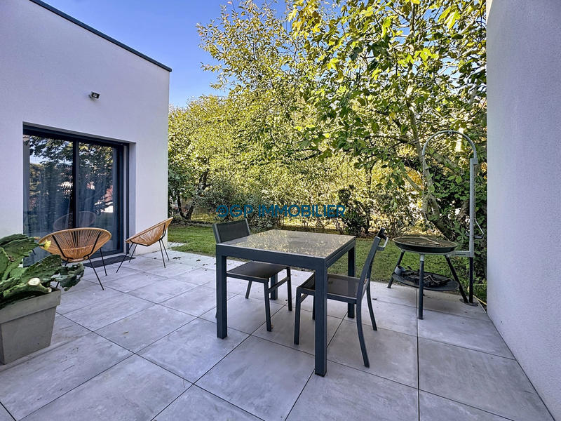 Maison - 194 m² - 5 pièces