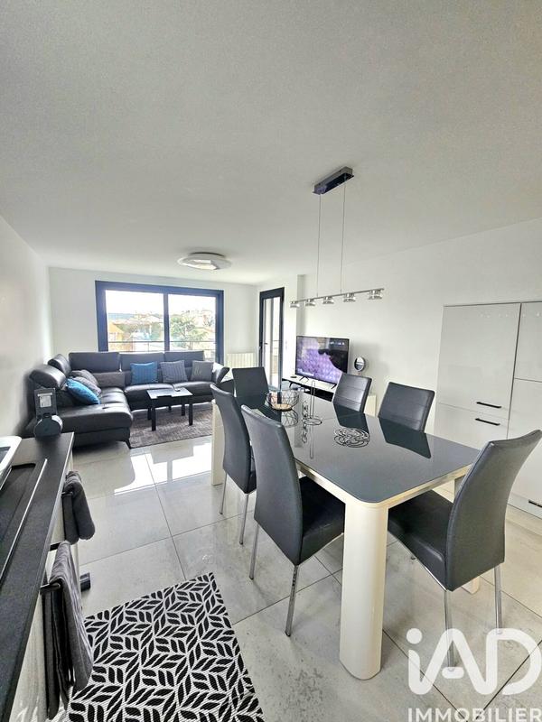 Appartement - 94 m² - 4 pièces