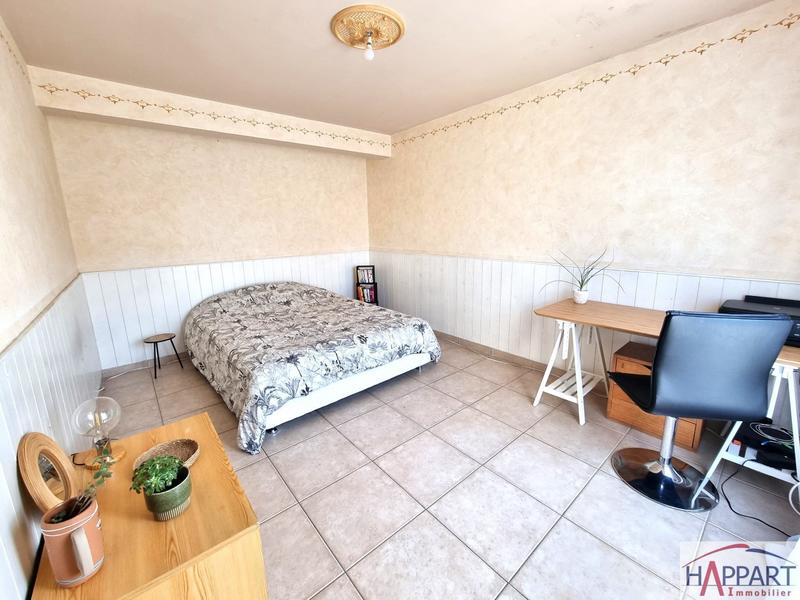 Maison - 180 m² - 7 pièces