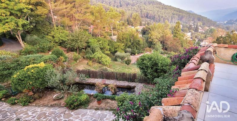 Maison - 180 m² - 4 pièces