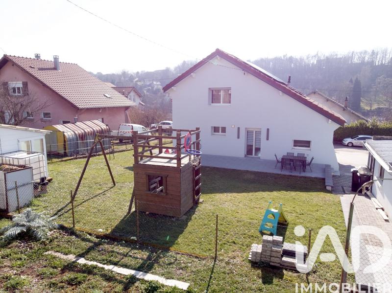 Maison de ville - 96 m² - 5 pièces