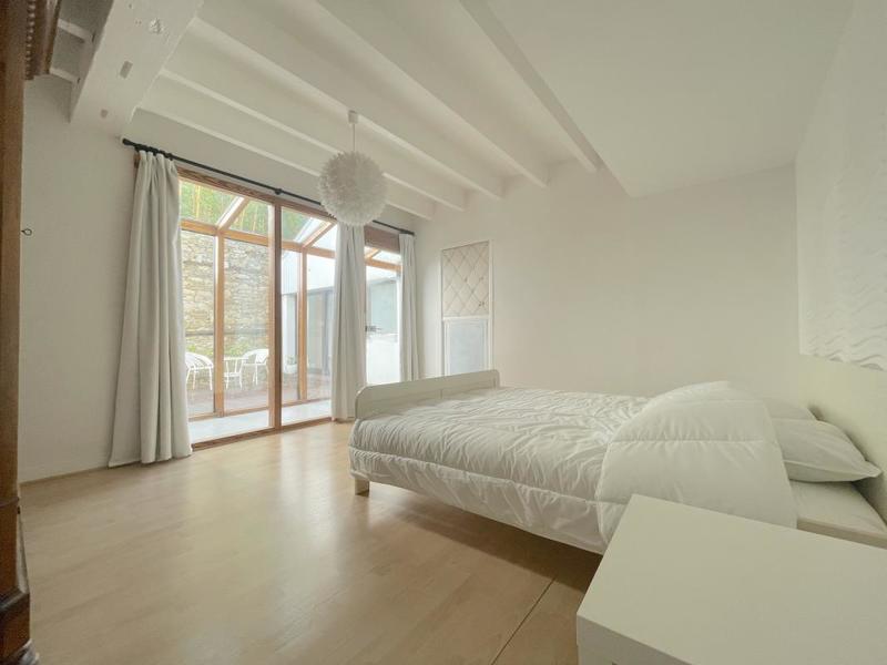 Maison - 210 m² - 6 pièces