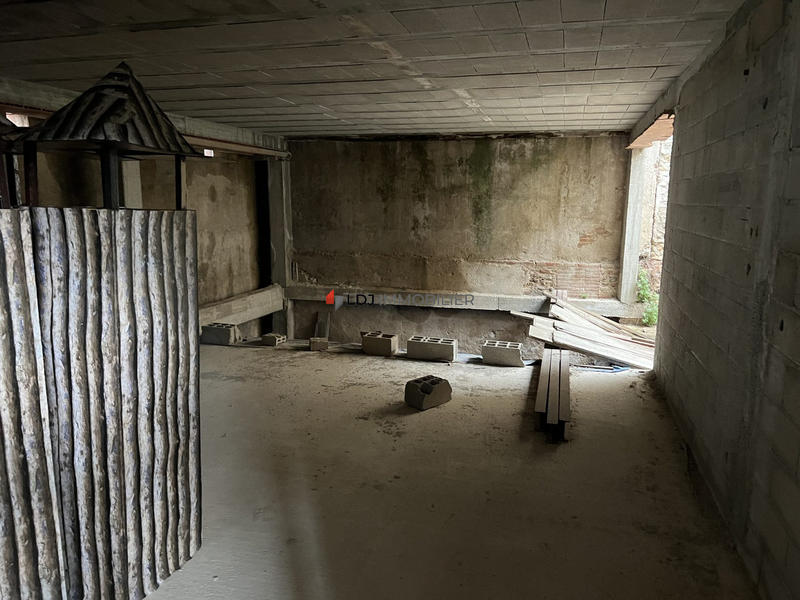 Immeuble - 1 200 m²