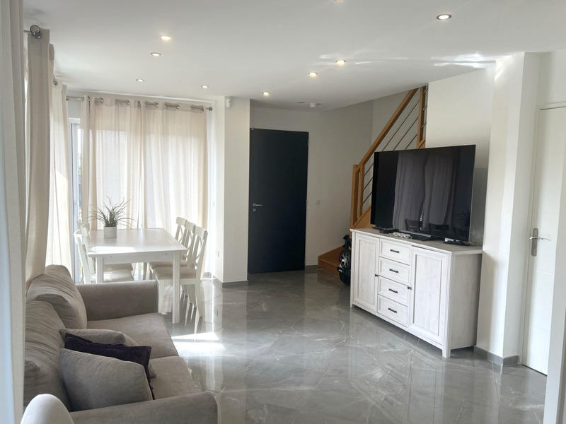 Maison - 88 m² - 5 pièces