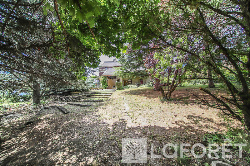 Maison - 171 m² - 5 pièces