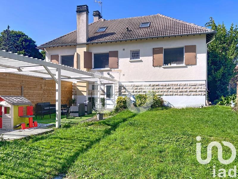 Maison - 155 m² - 7 pièces