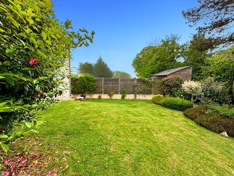 Maison - 180 m² - 7 pièces