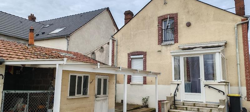 Maison - 90 m² - 4 pièces