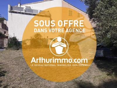 Maison - 218 m² - 8 pièces