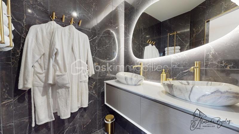 Maison traditionnelle - 110 m² - 6 pièces