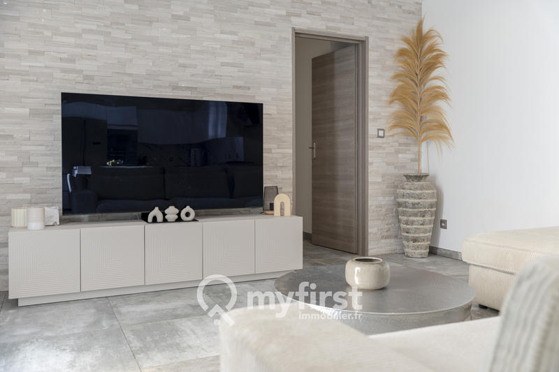 Appartement - 86 m² - 4 pièces