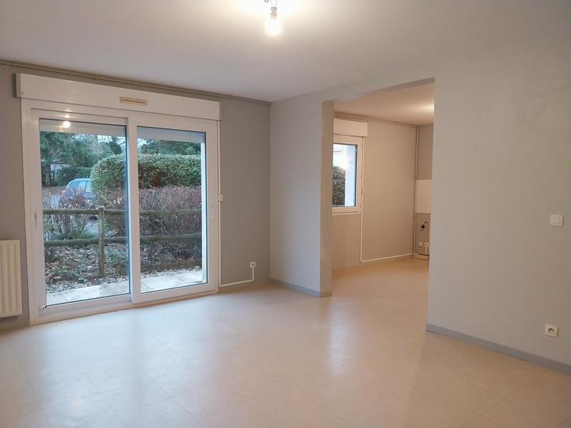 Appartement ancien - 66 m² - 3 pièces