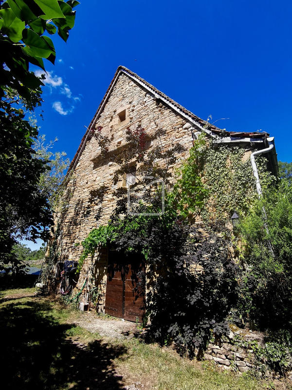 Maison - 504 m² - 17 pièces