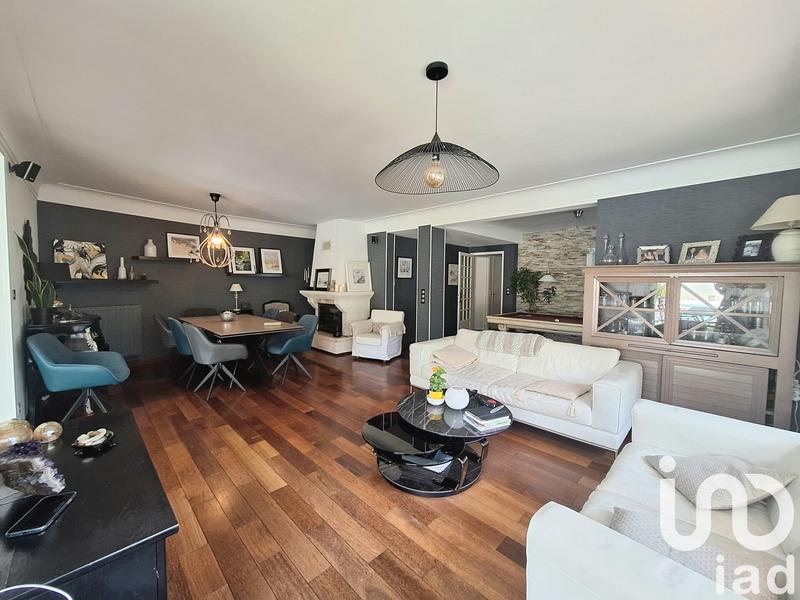 Maison - 167 m² - 7 pièces