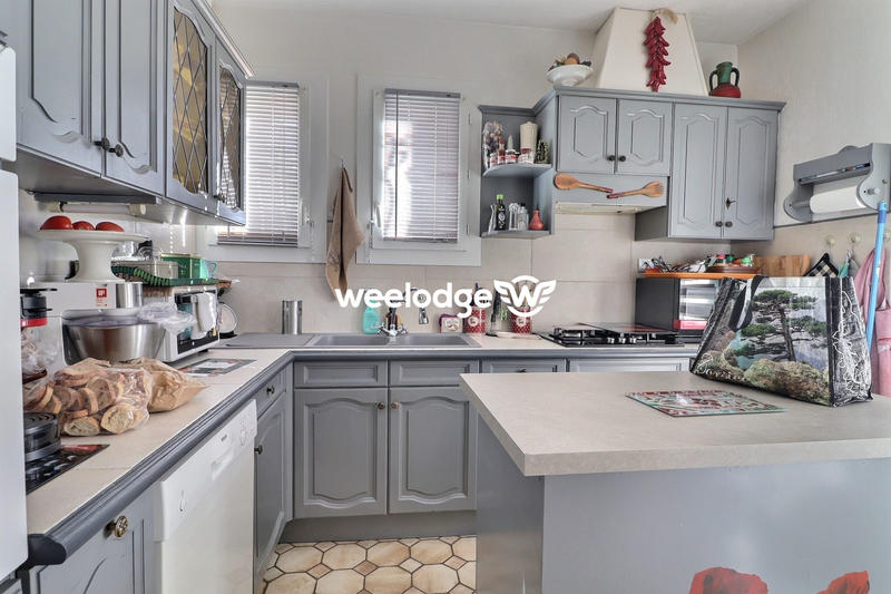 Villa - 180 m² - 6 pièces