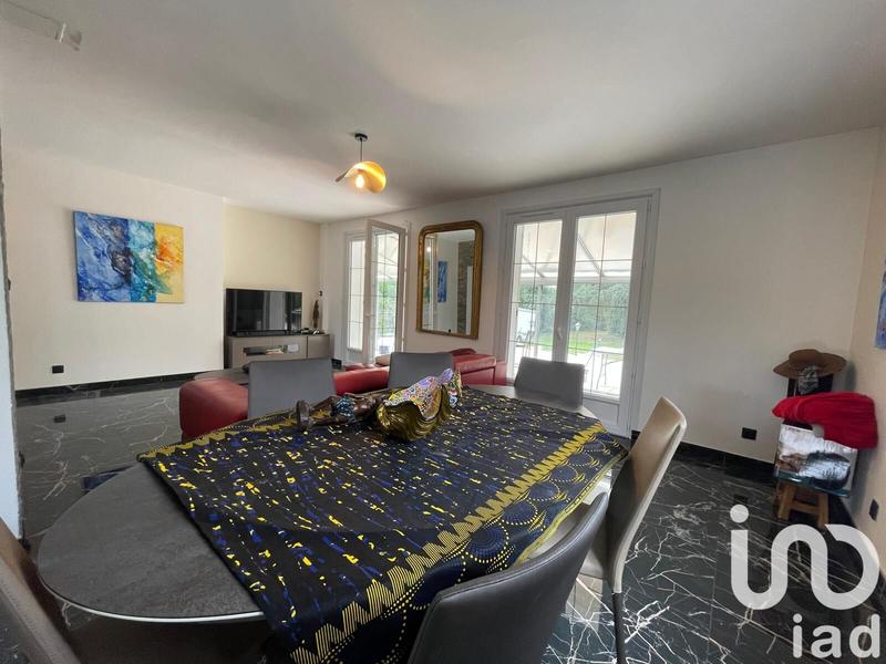 Maison - 135 m² - 6 pièces