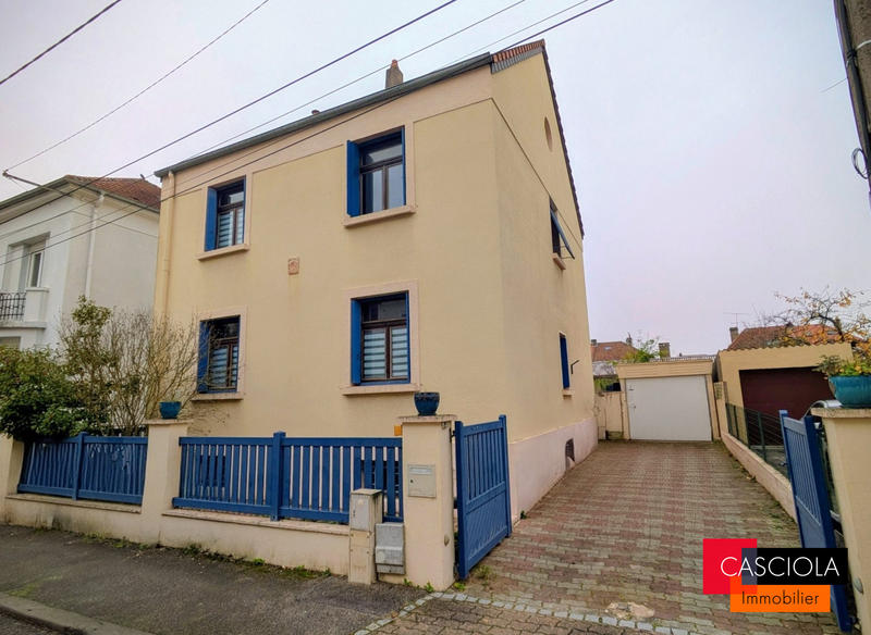 Maison - 146 m² - 7 pièces