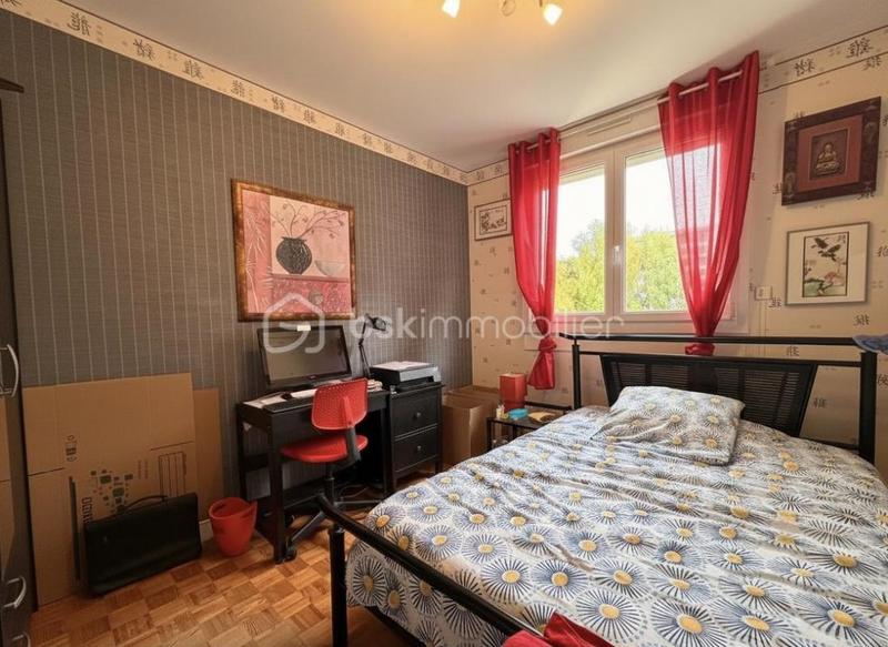 Appartement - 93 m² - 5 pièces