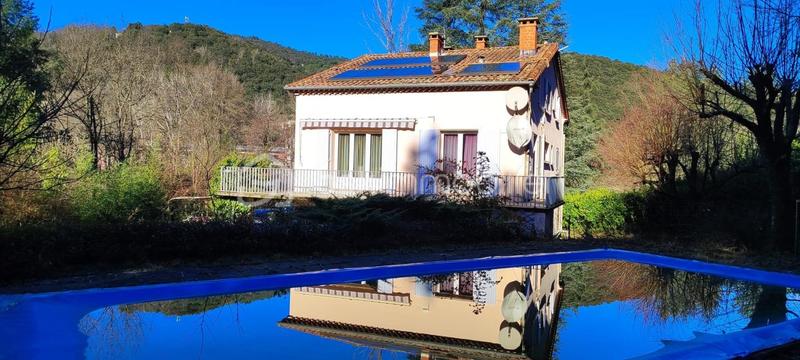 Maison traditionnelle - 154 m² - 6 pièces