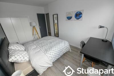 Chambre - 12 m² - 1 pièce