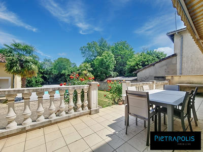 Maison - 190 m² - 4 pièces