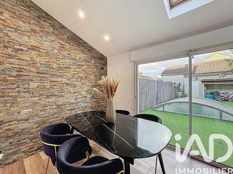 Maison - 96 m² - 5 pièces