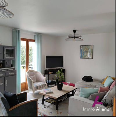 Maison - 105 m² - 5 pièces