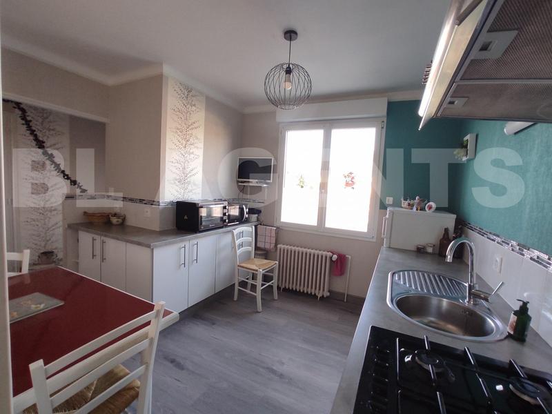 Maison traditionnelle - 63 m² - 5 pièces